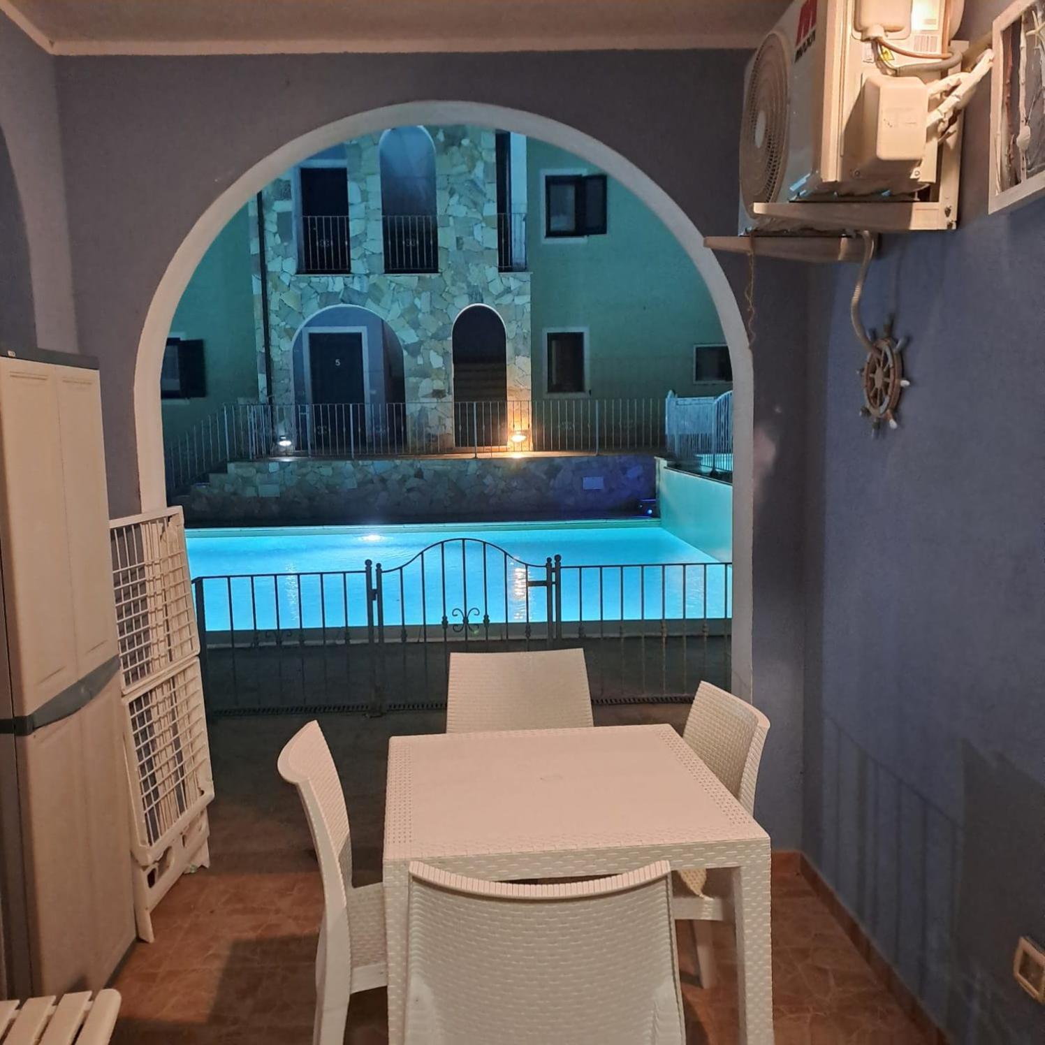 Appartamento Con Piscina Valledoria  Ngoại thất bức ảnh