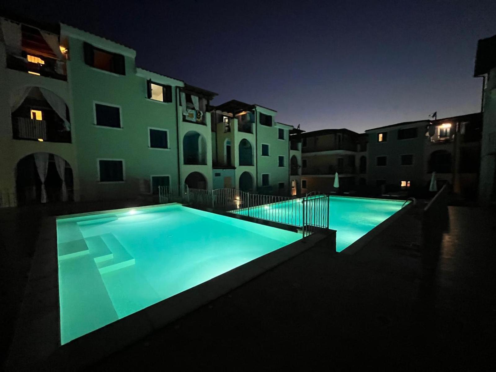 Appartamento Con Piscina Valledoria  Ngoại thất bức ảnh